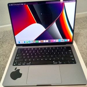 MACBOOK PRO
